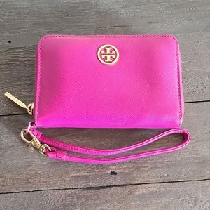 Tory Burch Robinson Small Zip Around Wallet Wristlet Pink